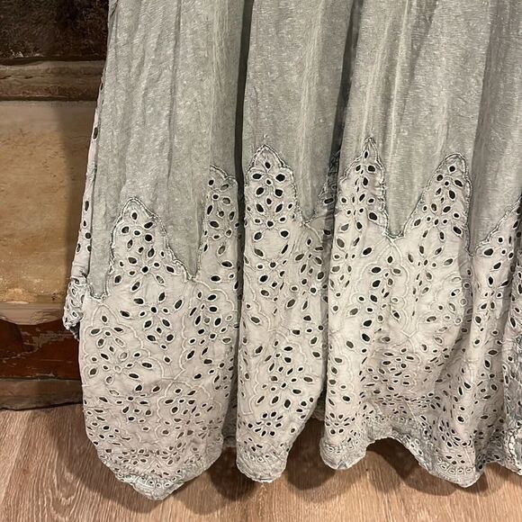 Soft Surroundings Cotton Lagenlook Faded Sea Green Eyelet Lace Dress - Picture 2 of 10